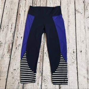 Athleta‎ High Rise Flow Stripe Chaturanga Capri Leggings Activewear Size Small